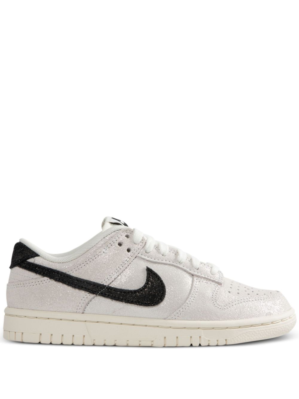 Nike Dunk Low SE WMNS "Sail / Black" - 白色