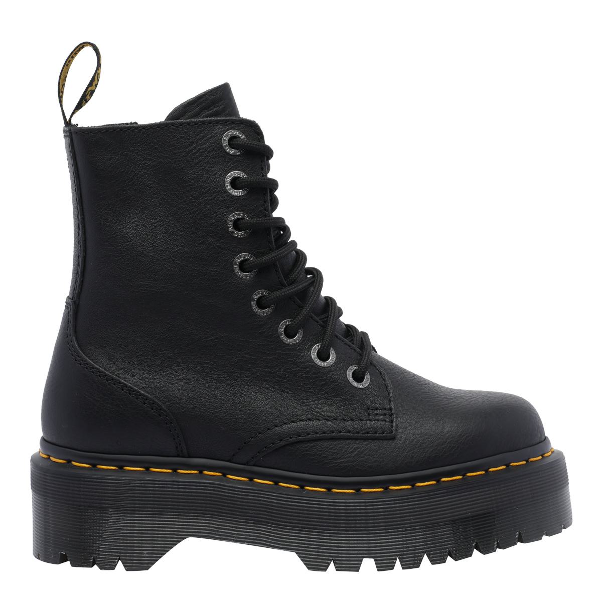Dr. Martens 马丁靴