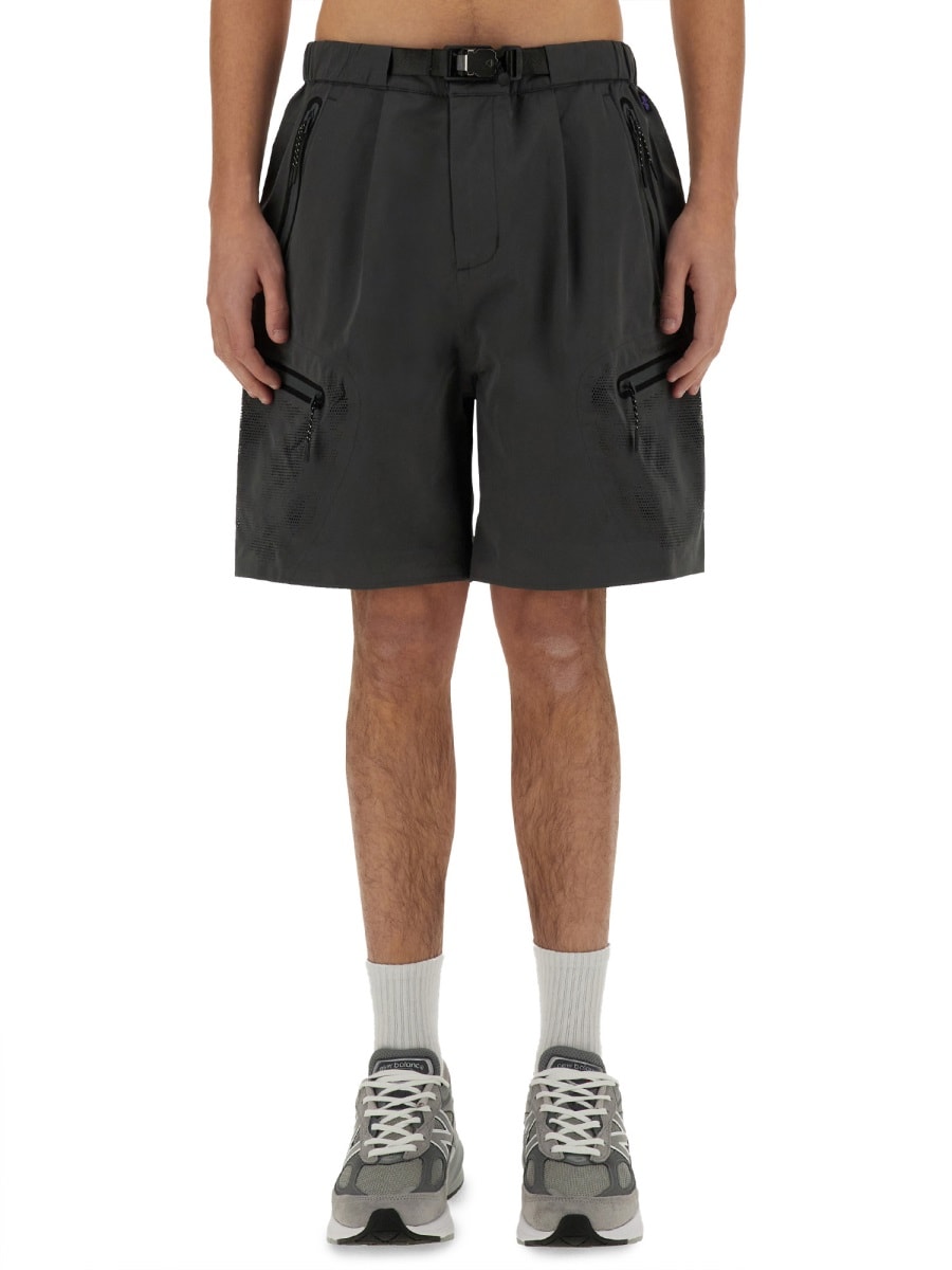 Alpha Industries 激光切割短裤