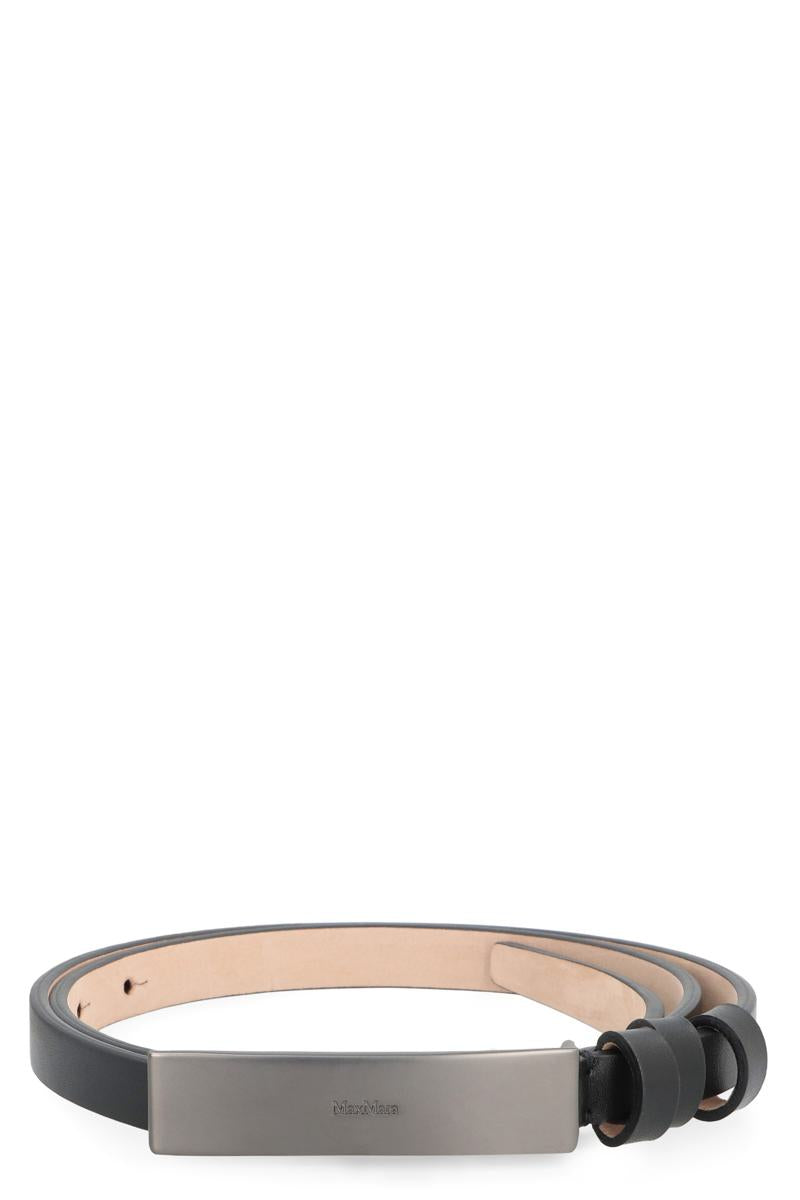 Max Mara 新款金属板扣皮带
