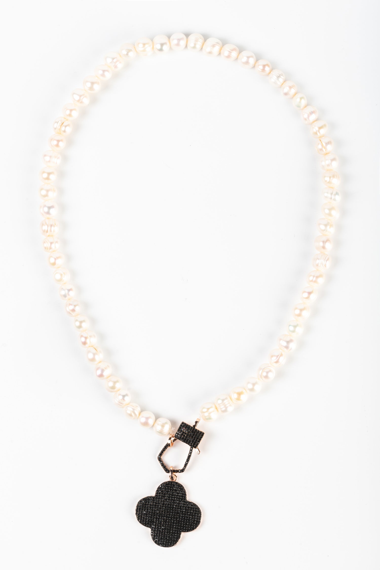 MELUSINA BIJOUX Collana Perle e Fiore Nero