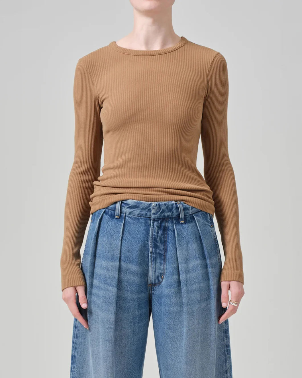 Bina Crewneck Caramel