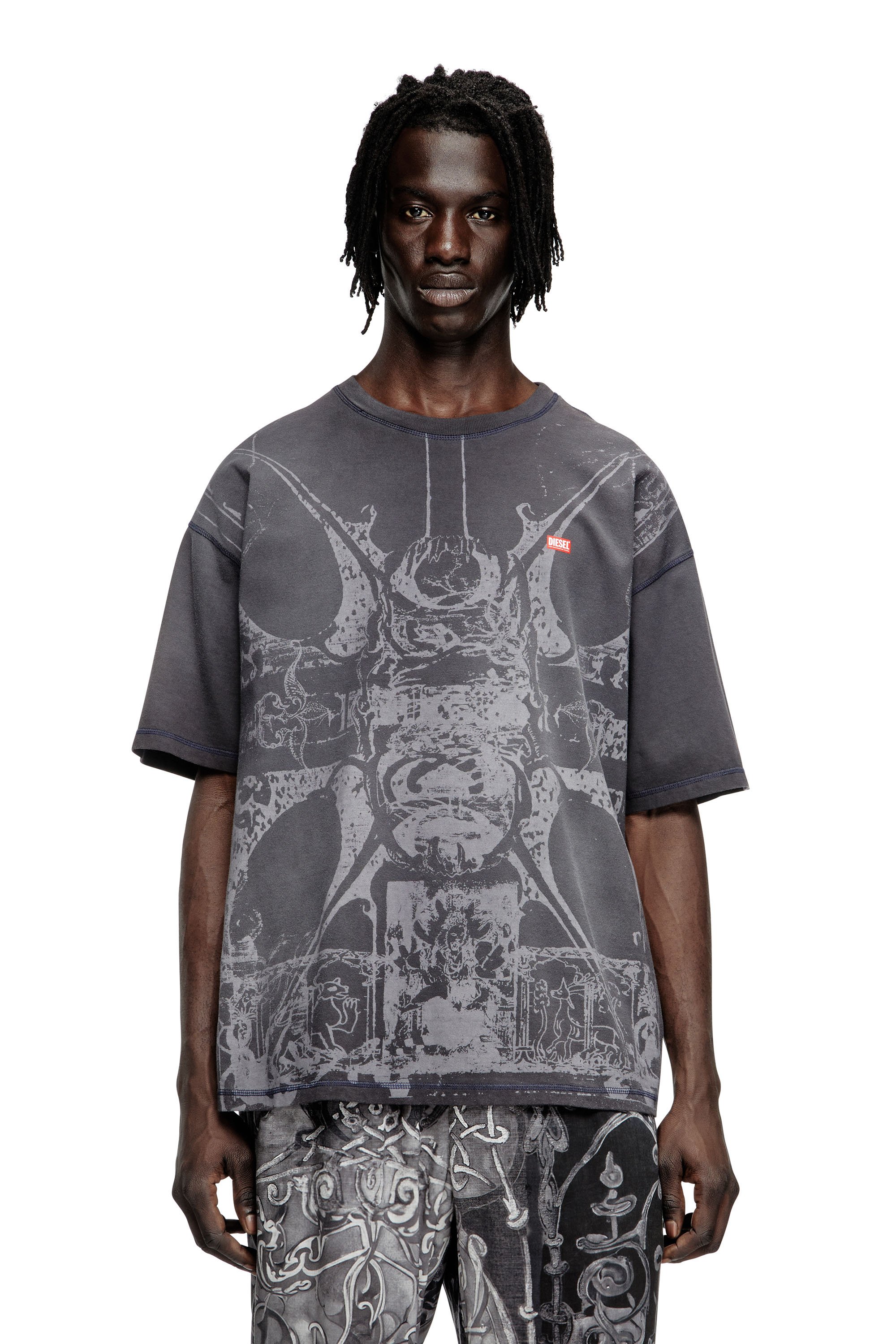 Diesel - T-shirt with tonal medieval print - T-Shirts - Man - Black