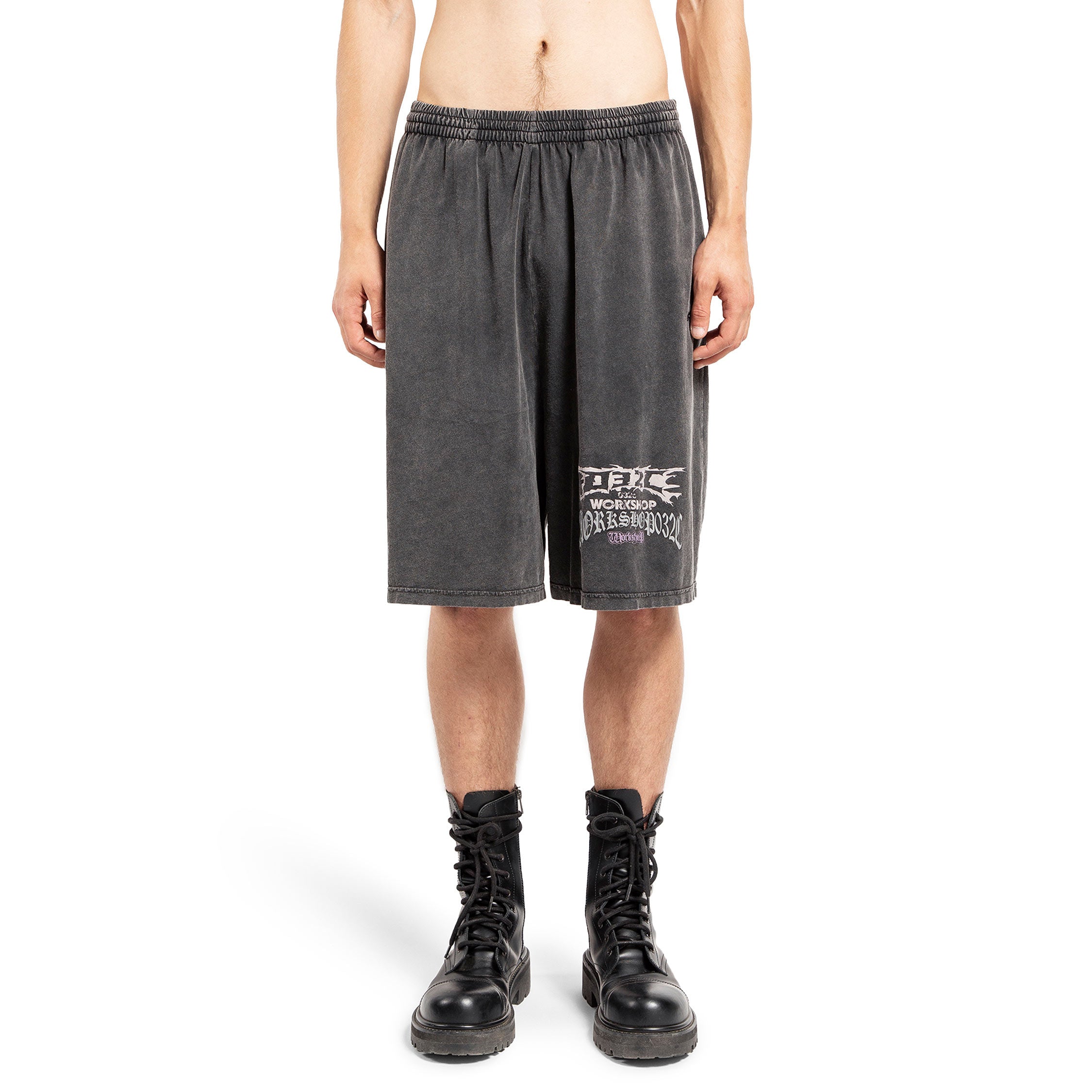 032C MAN BLACK SHORTS & SKIRTS