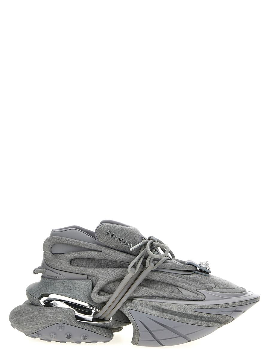 Balmain“独角兽”运动鞋
