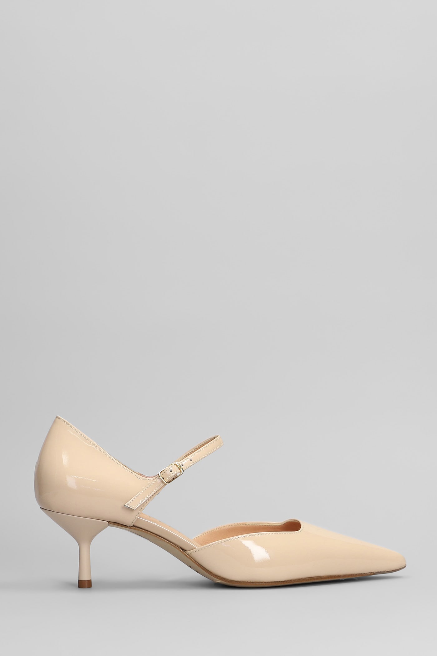 Seller 裸色漆皮 pumps