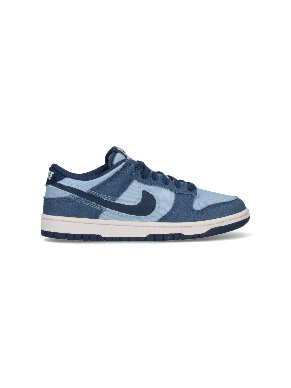 Nike "Dunk Low Retro" Sneakers