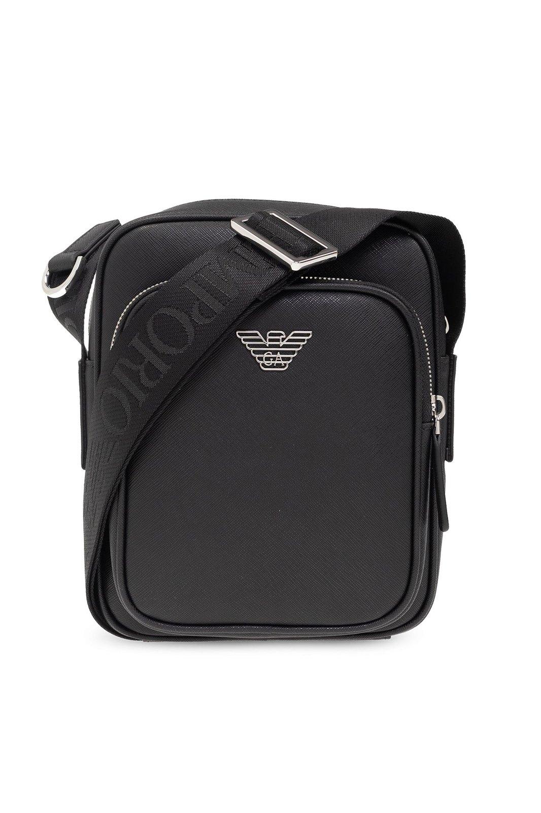 Emporio Armani 可持续系列包