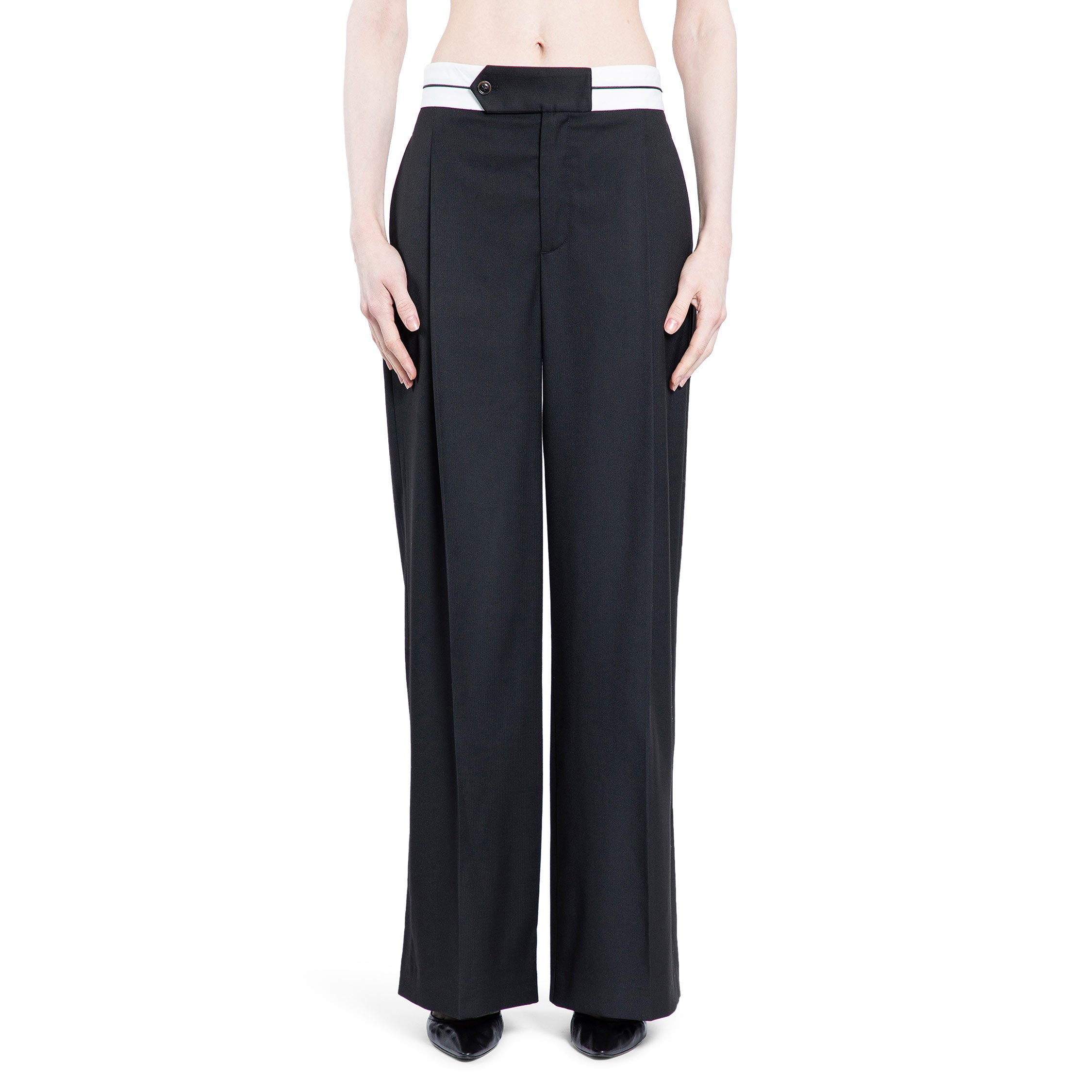 THE GARMENT WOMAN BLACK TROUSERS