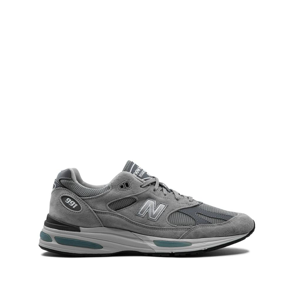 New Balance 运动鞋