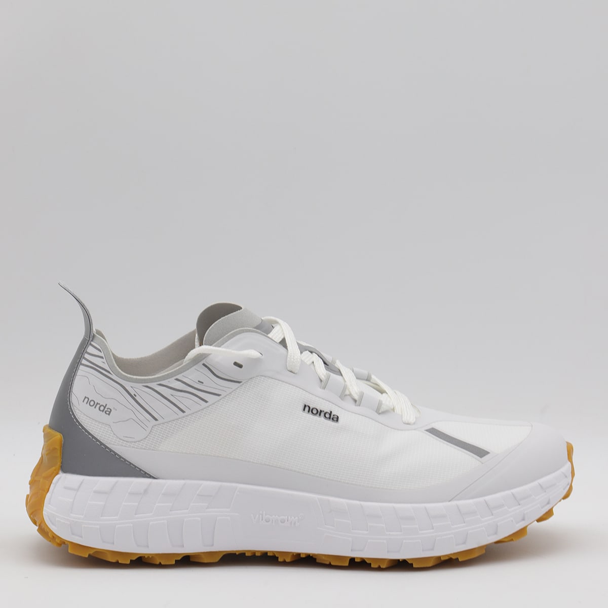 Norda White Sneakers