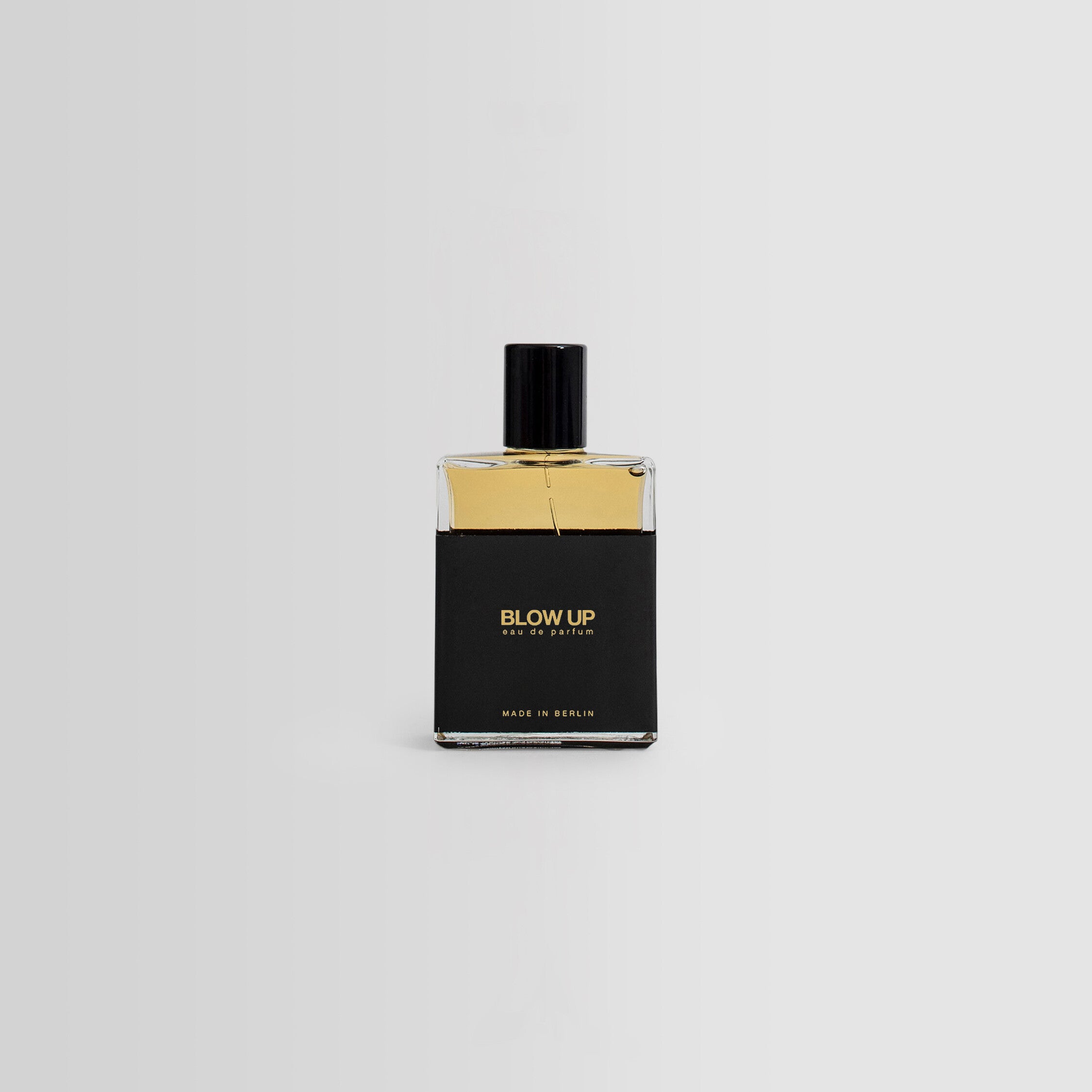 MOTH AND RABBIT UNISEX COLORLESS PERFUMES