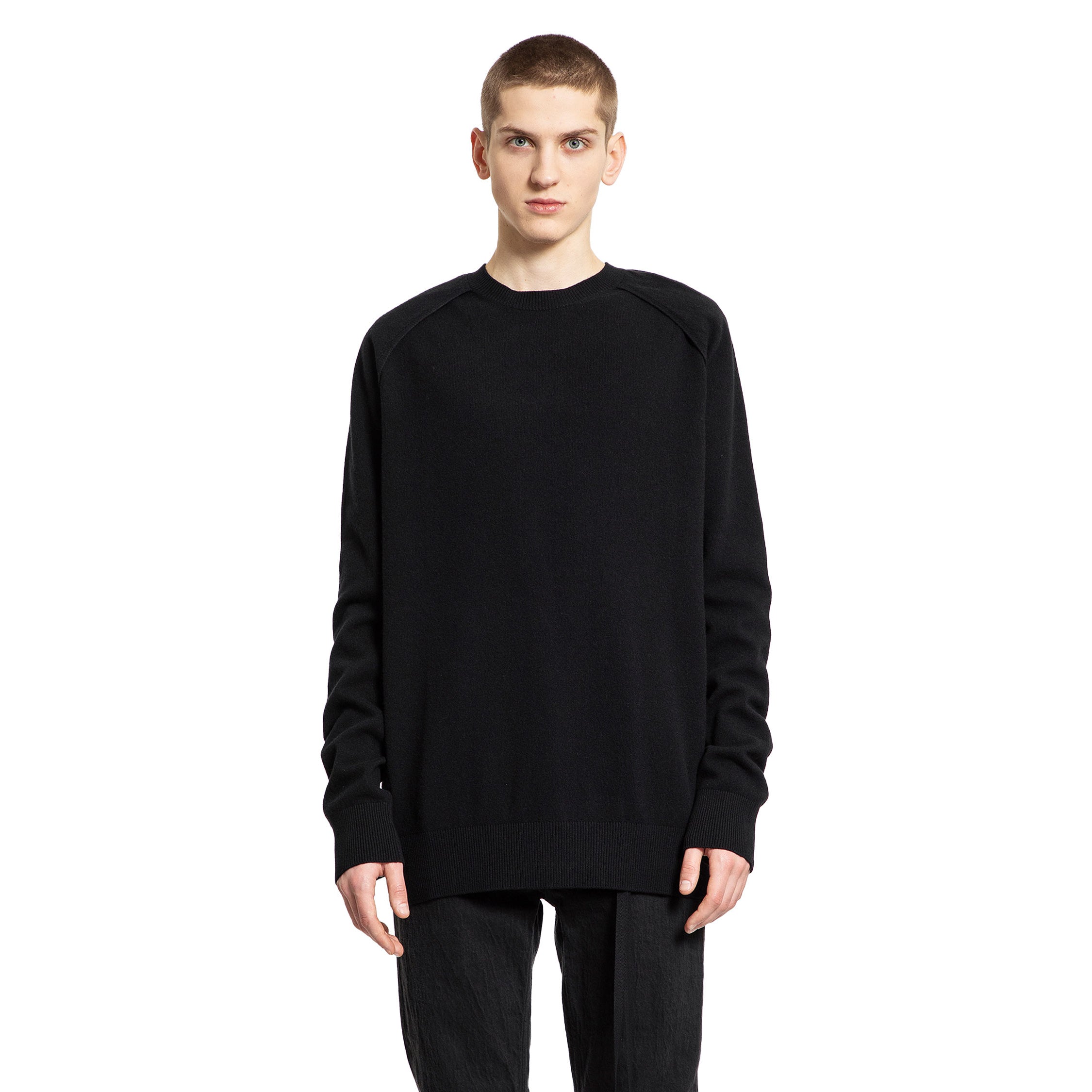 ANN DEMEULEMEESTER MAN BLACK KNITWEAR