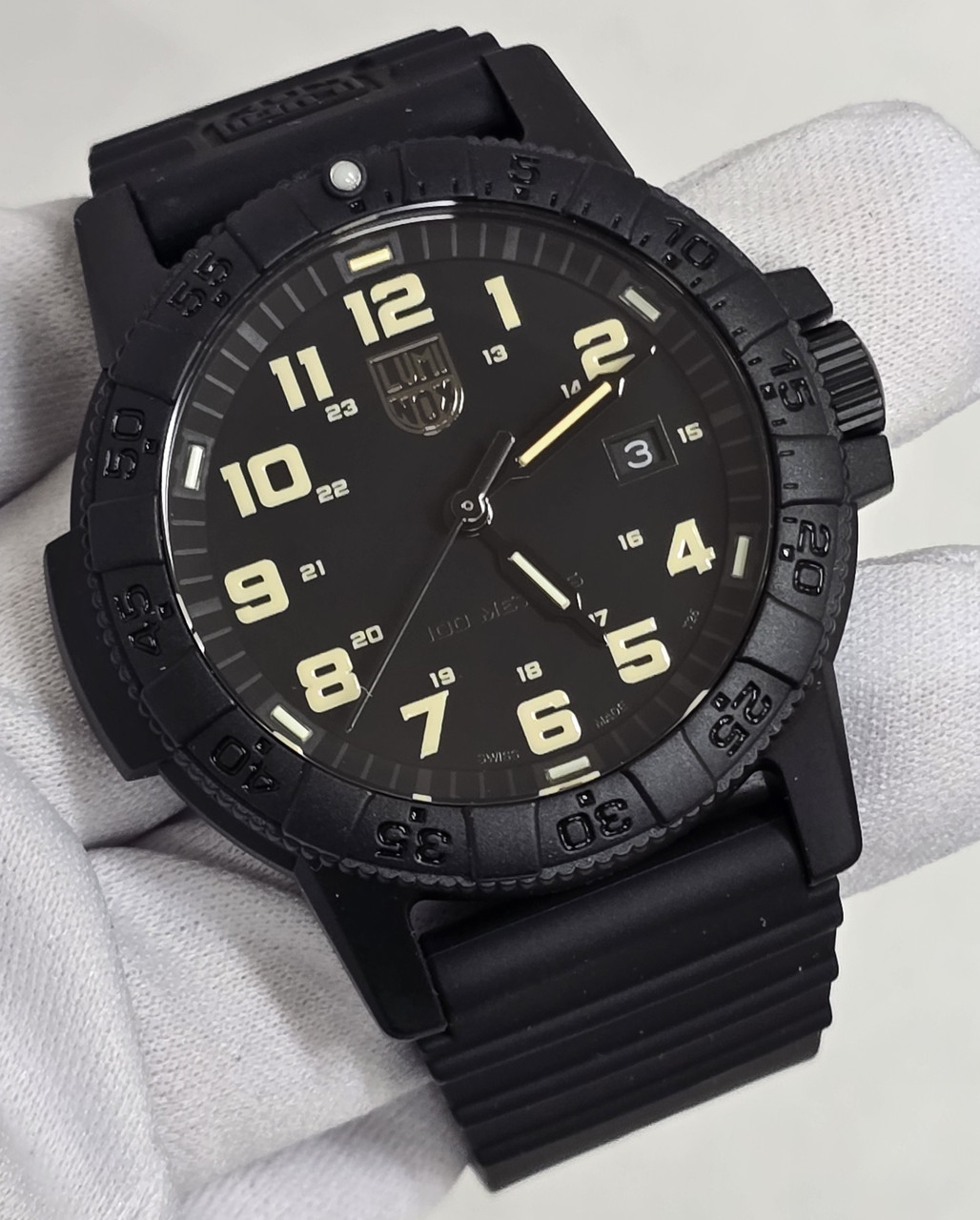 LUMINOX Leatherback Sea Turtle Giant Quartz 44MM Men's Watch XS.0330 / XS0330