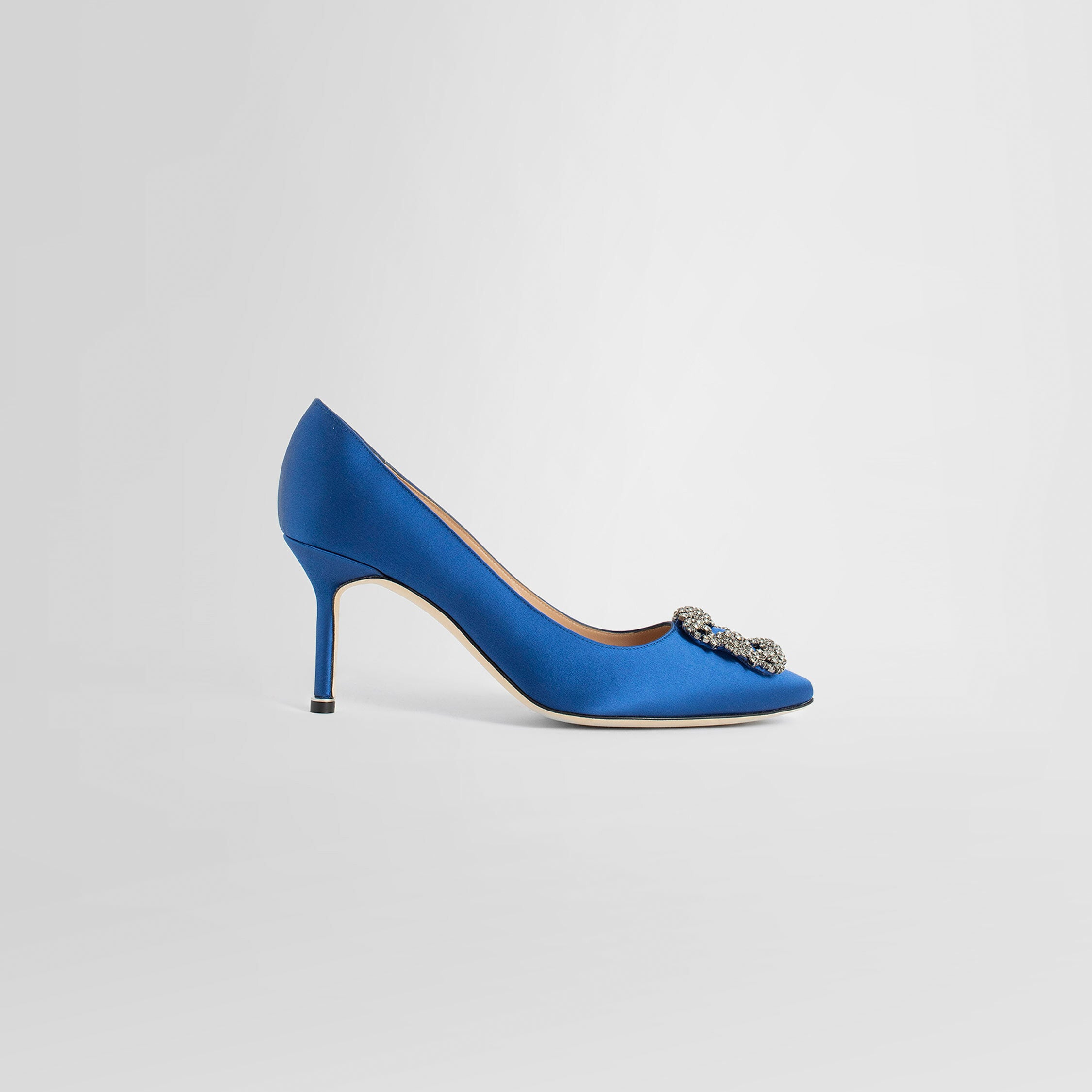 MANOLO BLAHNIK WOMAN BLUE PUMPS