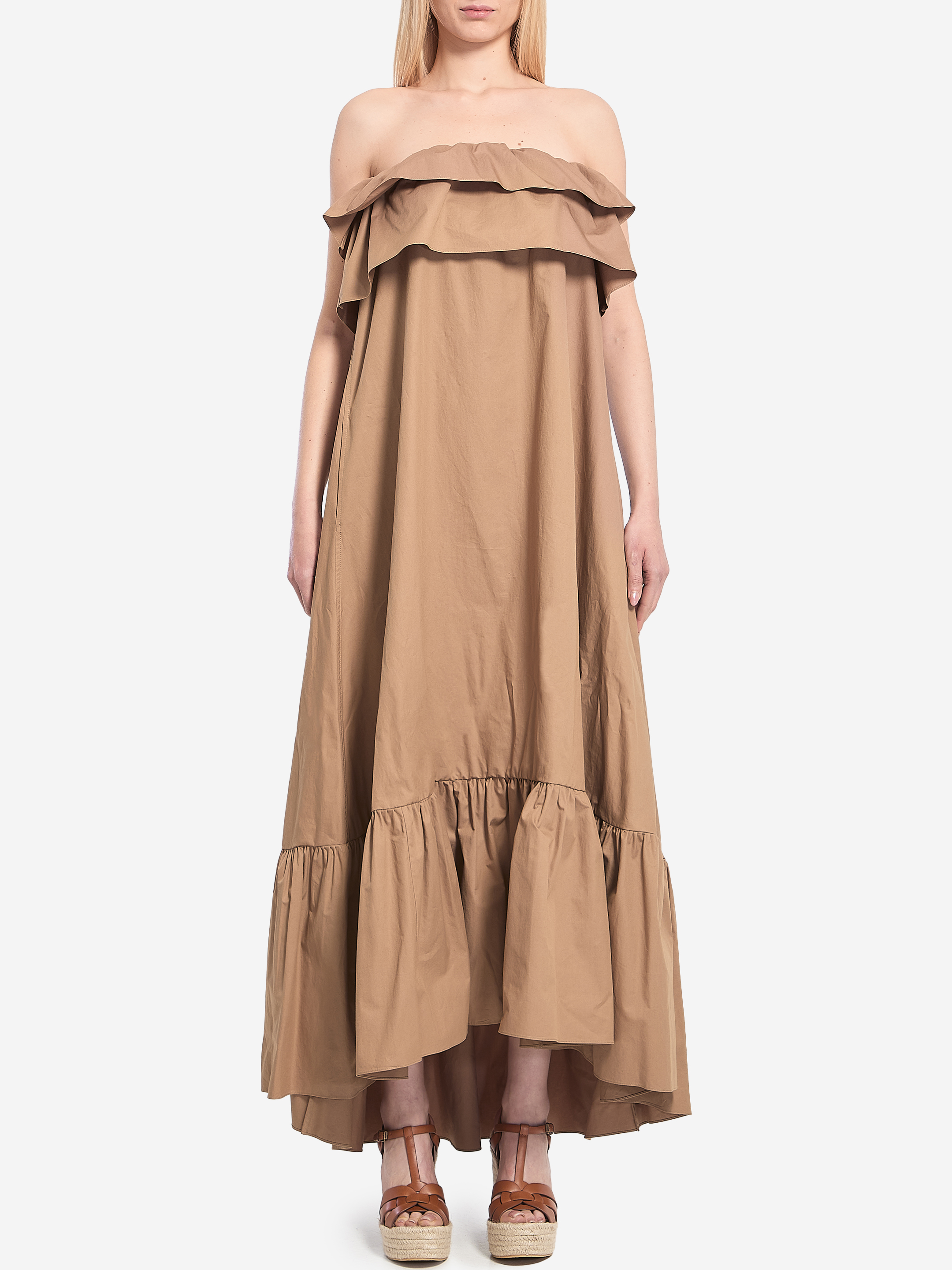 Maxi dress with ruffles
