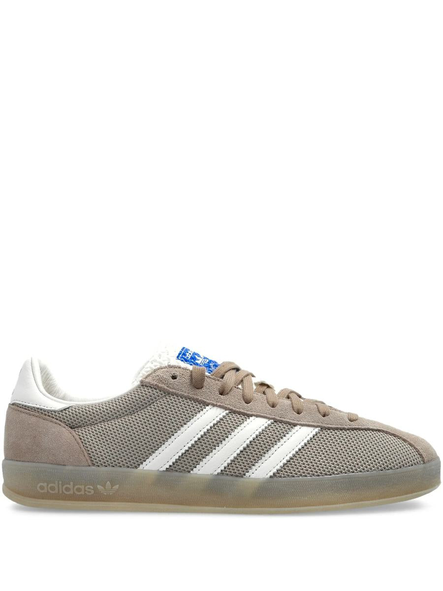 阿迪达斯三叶草 gazelle 室内专业鞋
