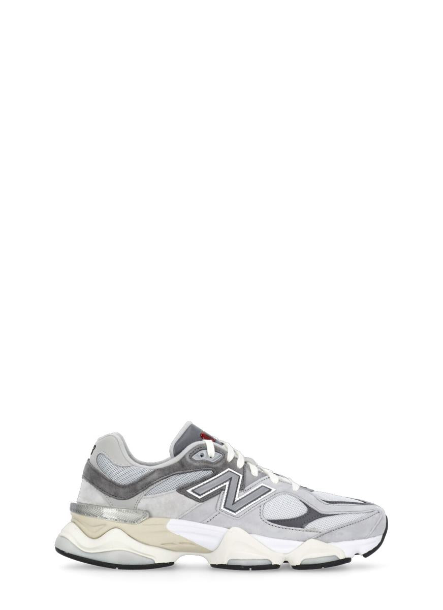 New Balance 运动鞋