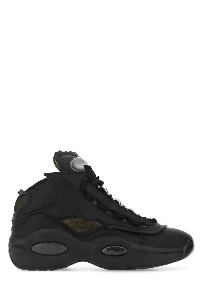 Reebok Sneakers