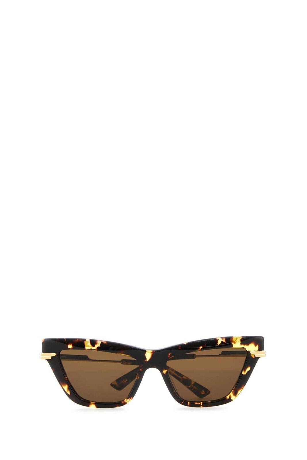 Bottega Veneta 猫眼太阳镜