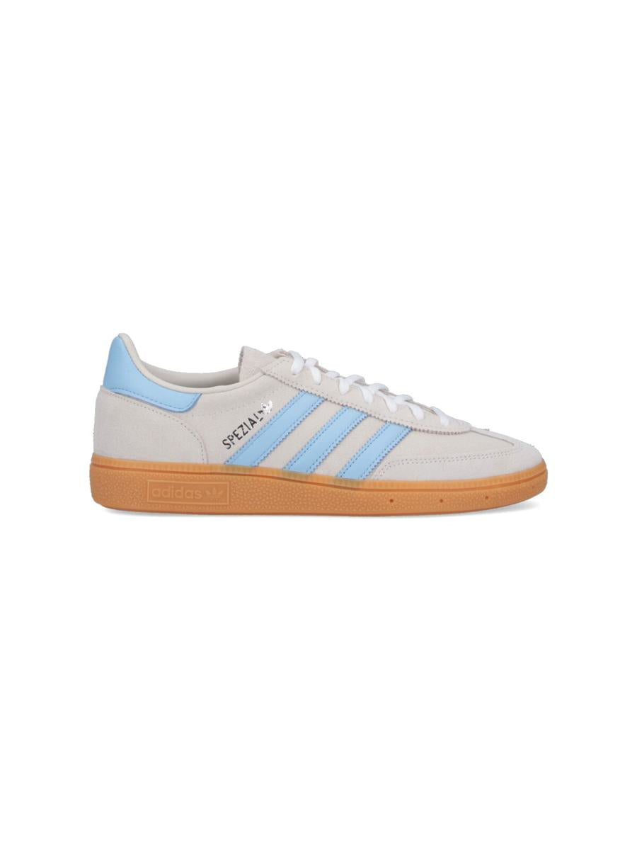 Adidas Sneakers