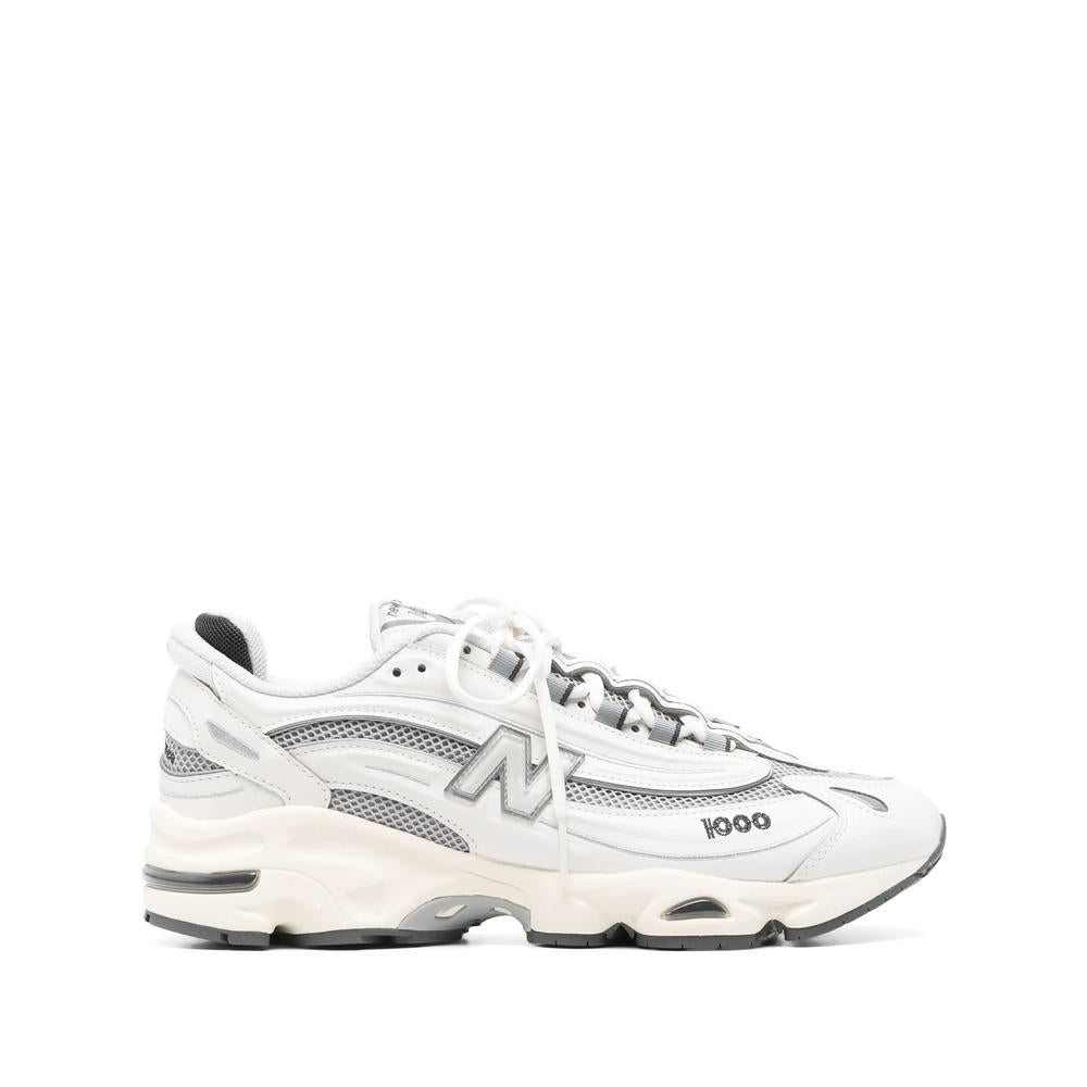 New Balance 运动鞋