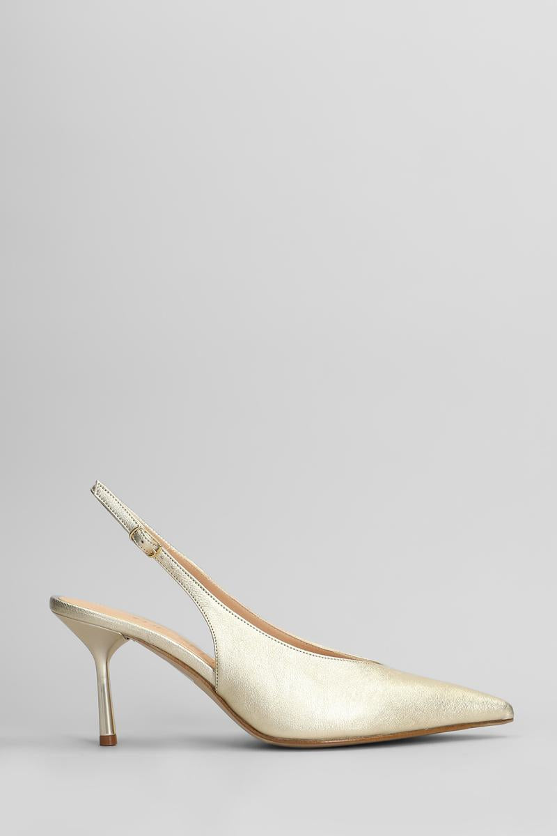 The Seller Pumps