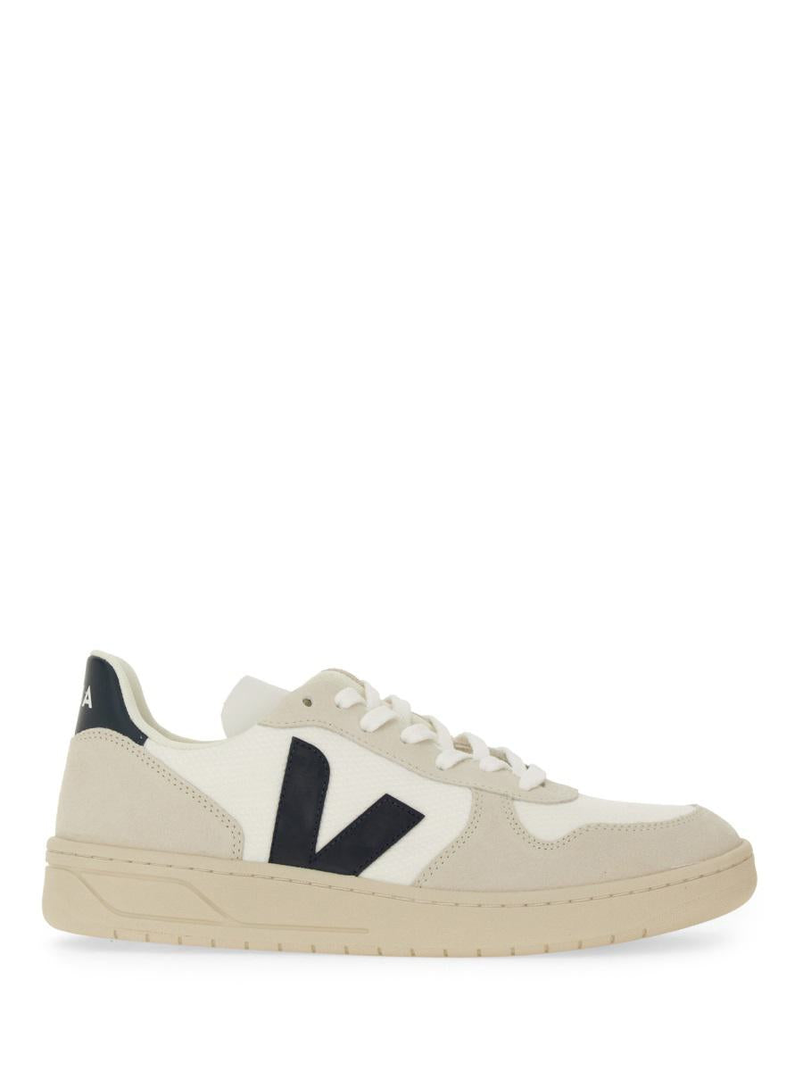 Veja V-10 运动鞋