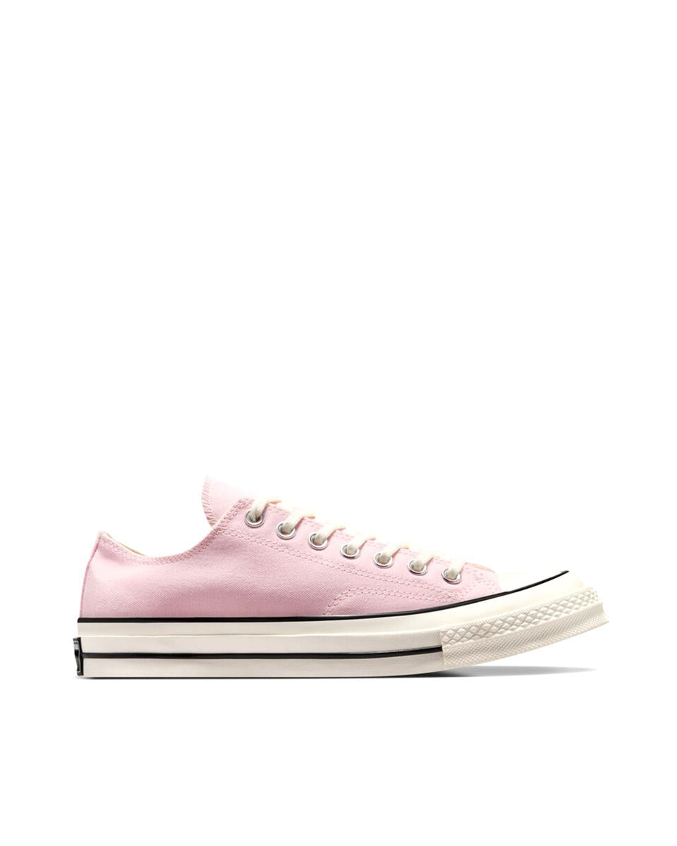 Converse Sneakers 2