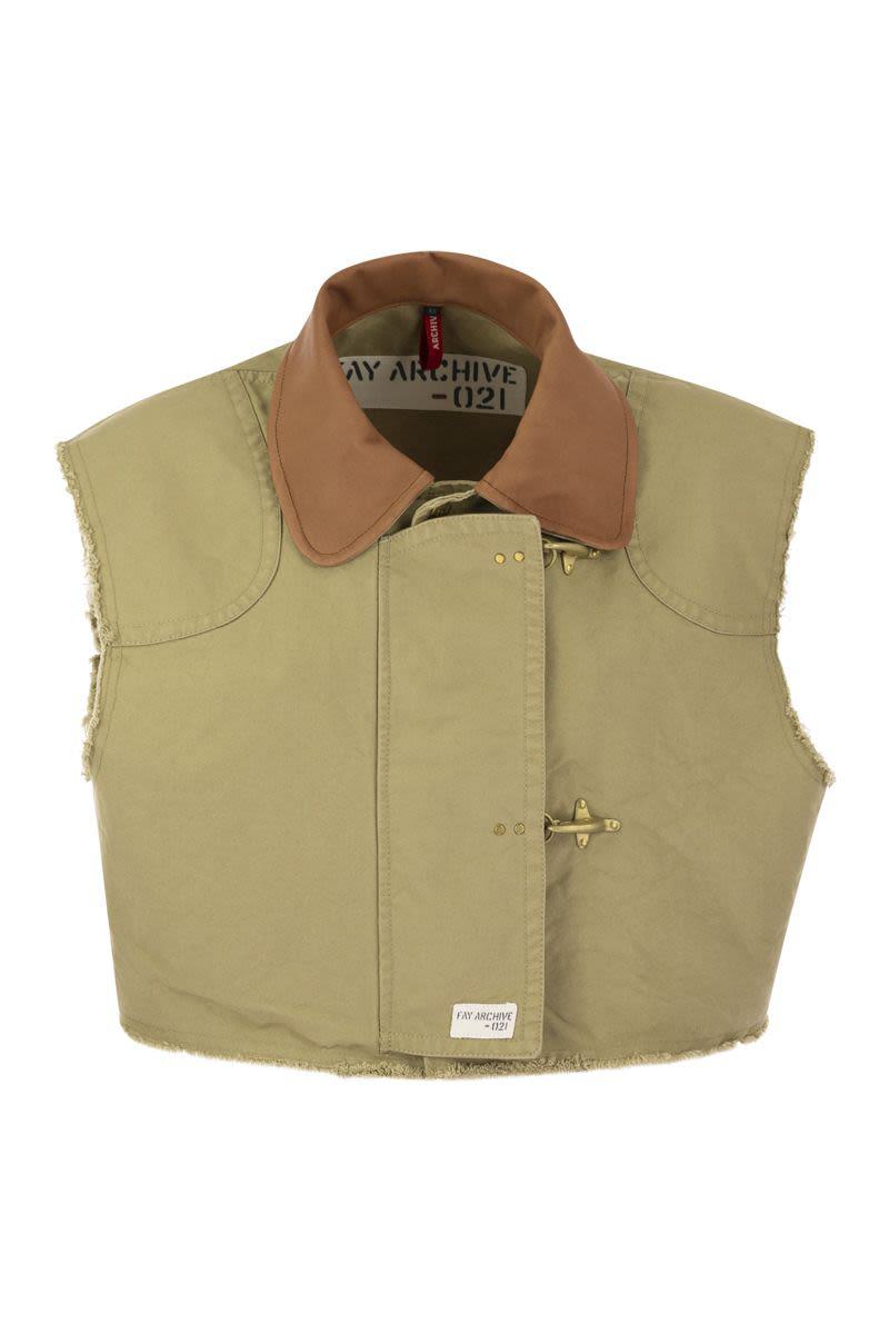 Fay Waistcoat 2 Hooks