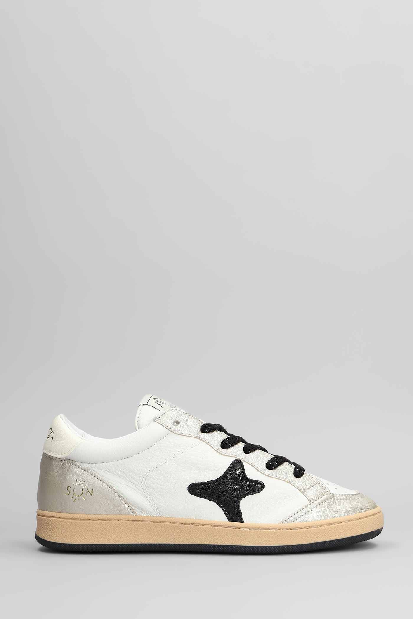 AMA-BRAND Sneakers In White Leather