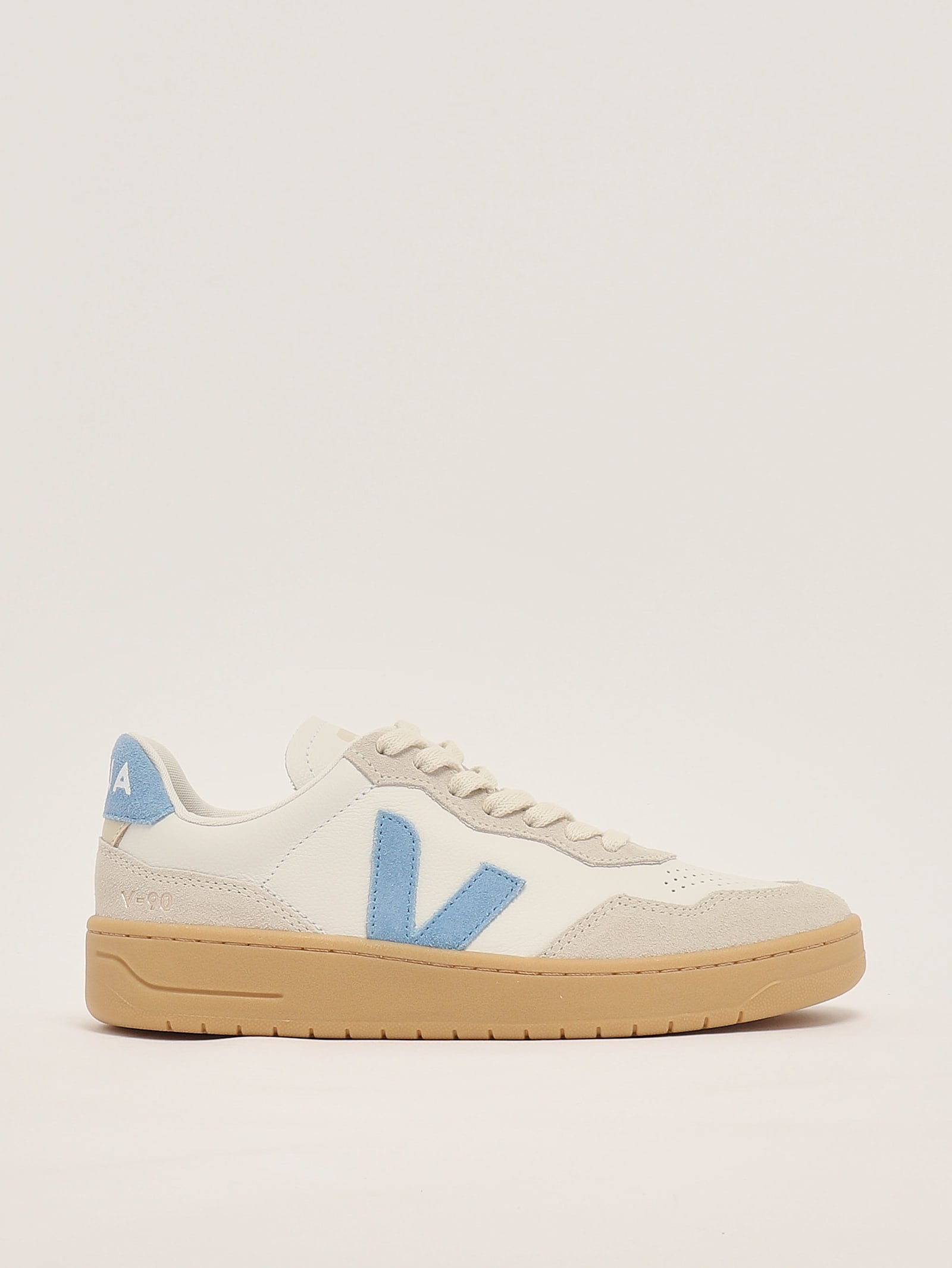 Veja Leather Sneaker