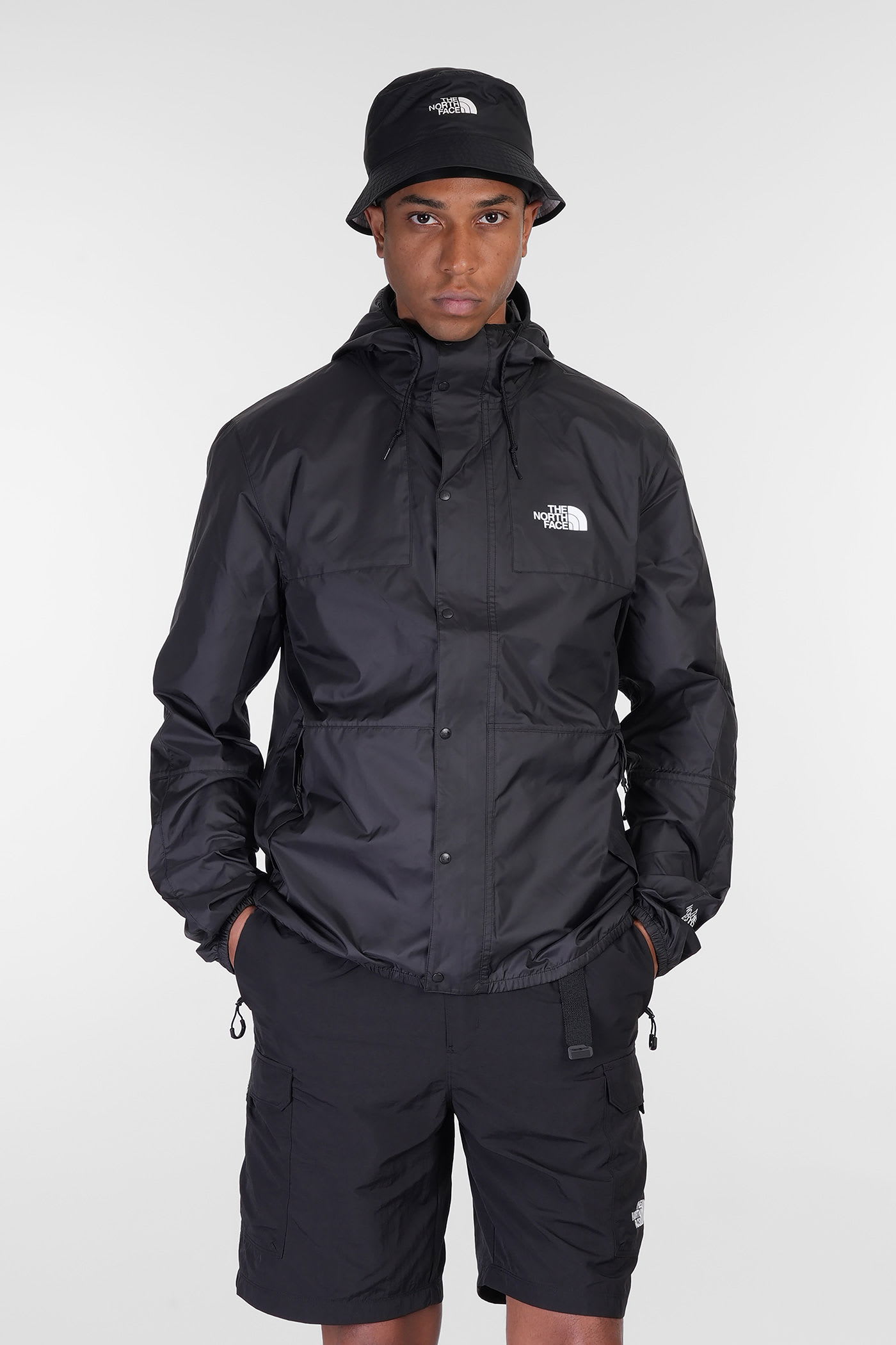 The North Face Mtn Jkt Casual Jacket In Black Polyamide