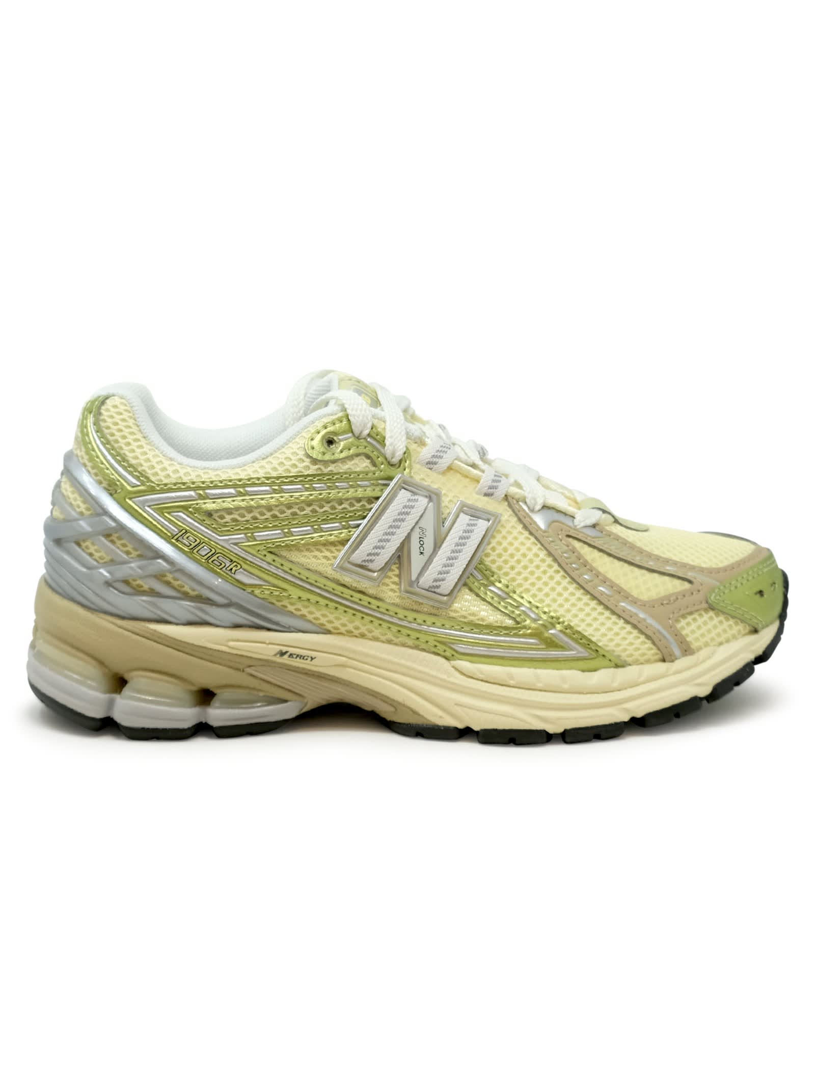 New Balance 金色 Synthetic 运动鞋