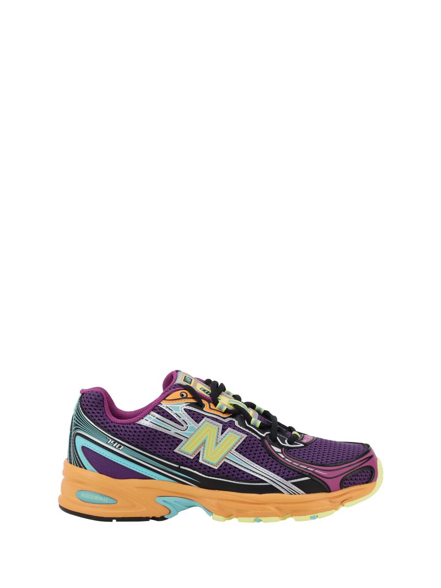 New Balance 运动鞋