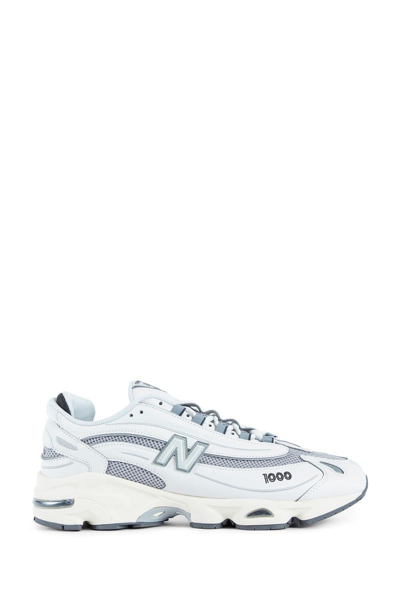 New Balance 运动鞋