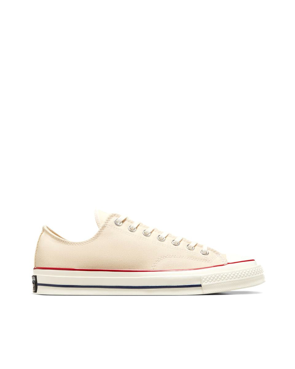Converse Sneakers 2