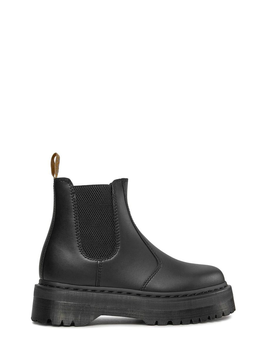 Dr. Martens 靴