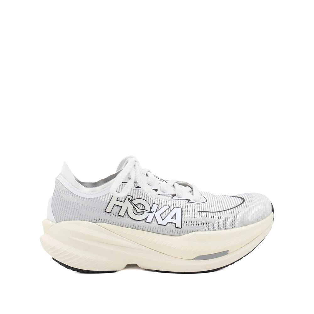 Hoka运动鞋