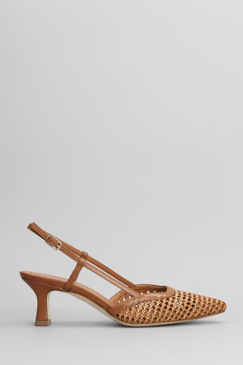 Julie Dee Pumps Color
