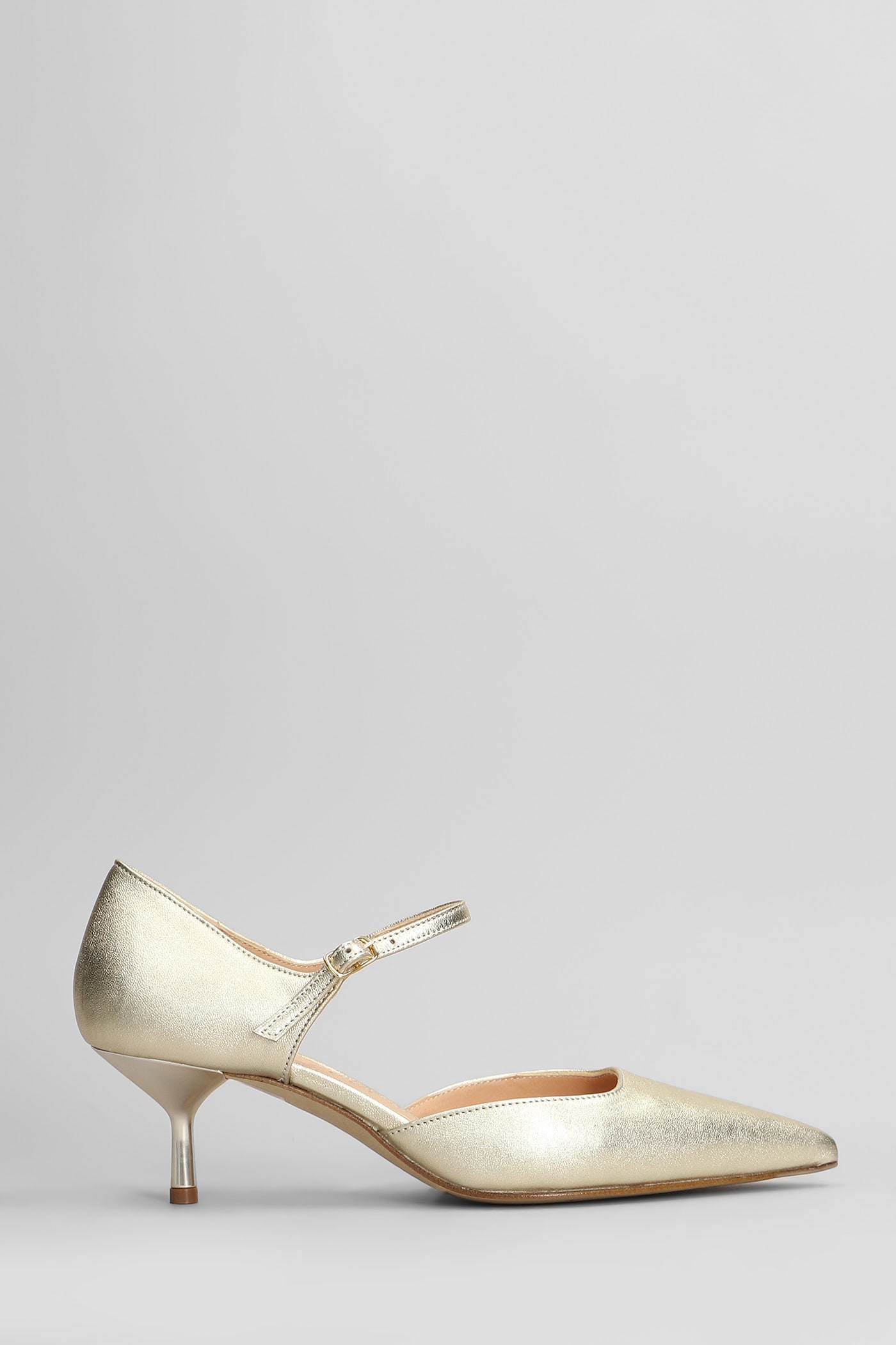 The Seller Pumps In Platinum Leather