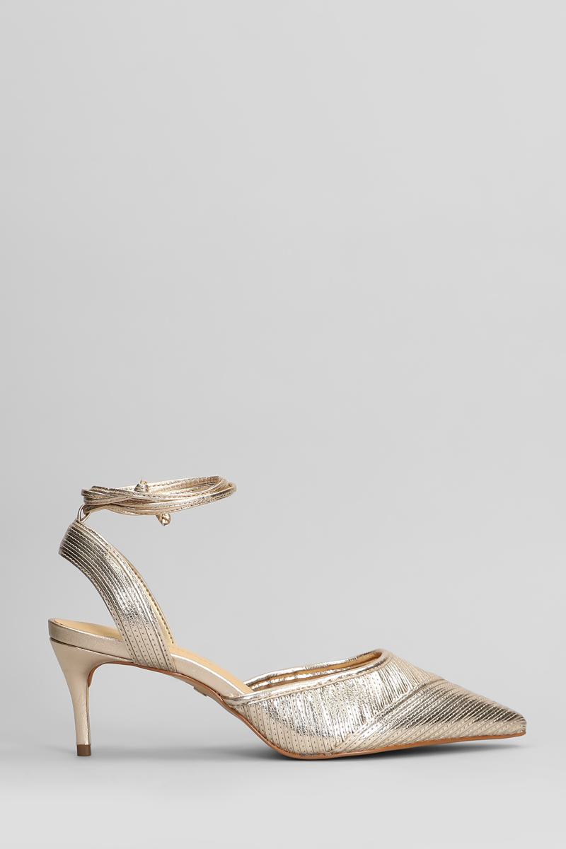 Carrano Pumps