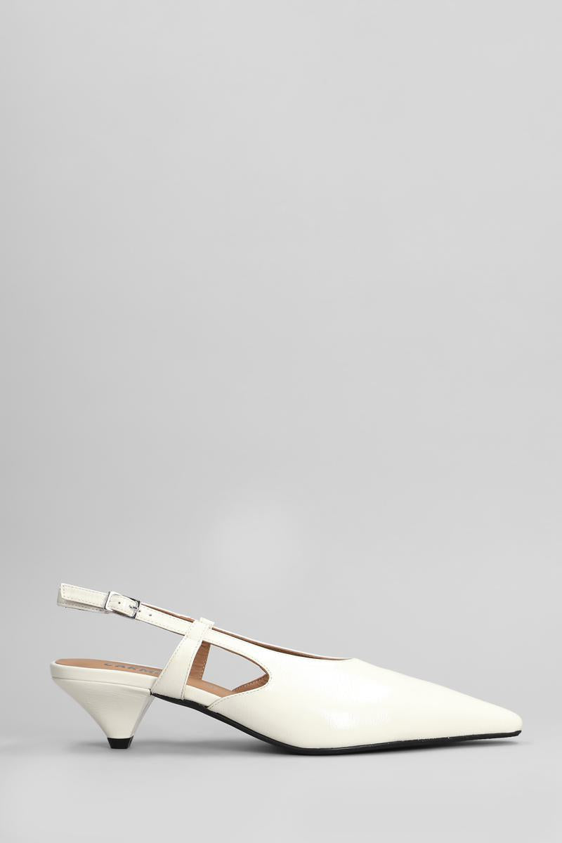 Carmens Demi Plain Pumps