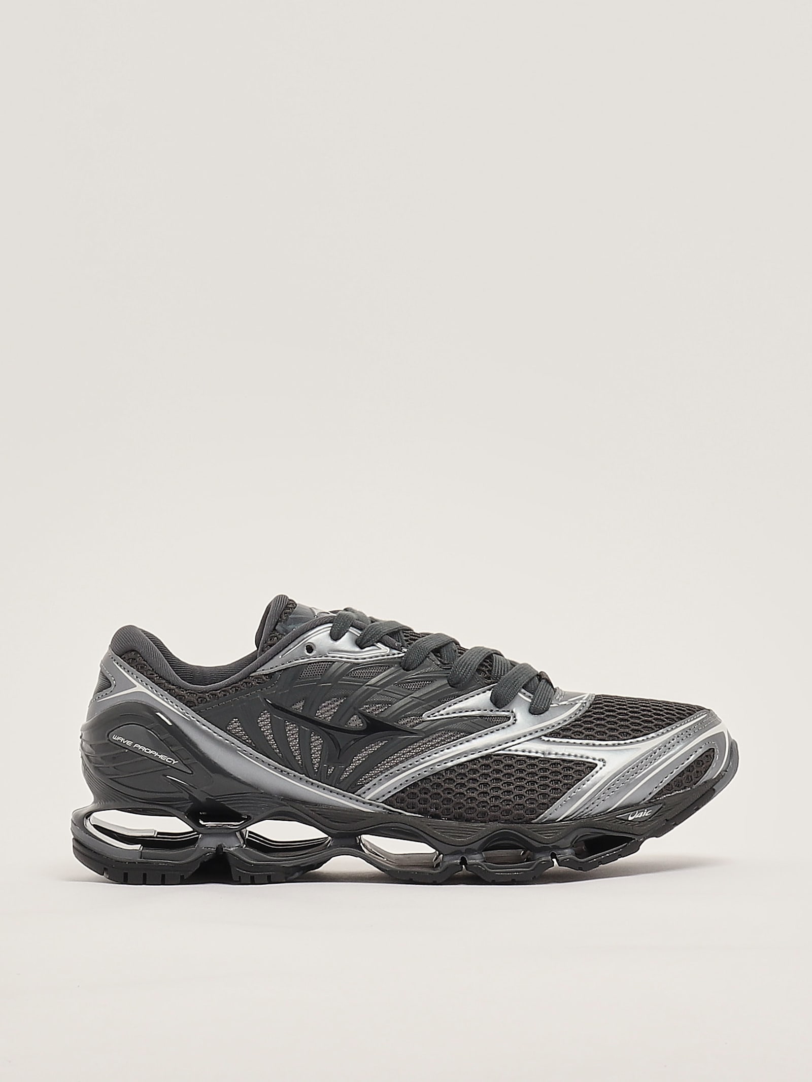 Mizuno Wave Prophecy Ls Sneaker