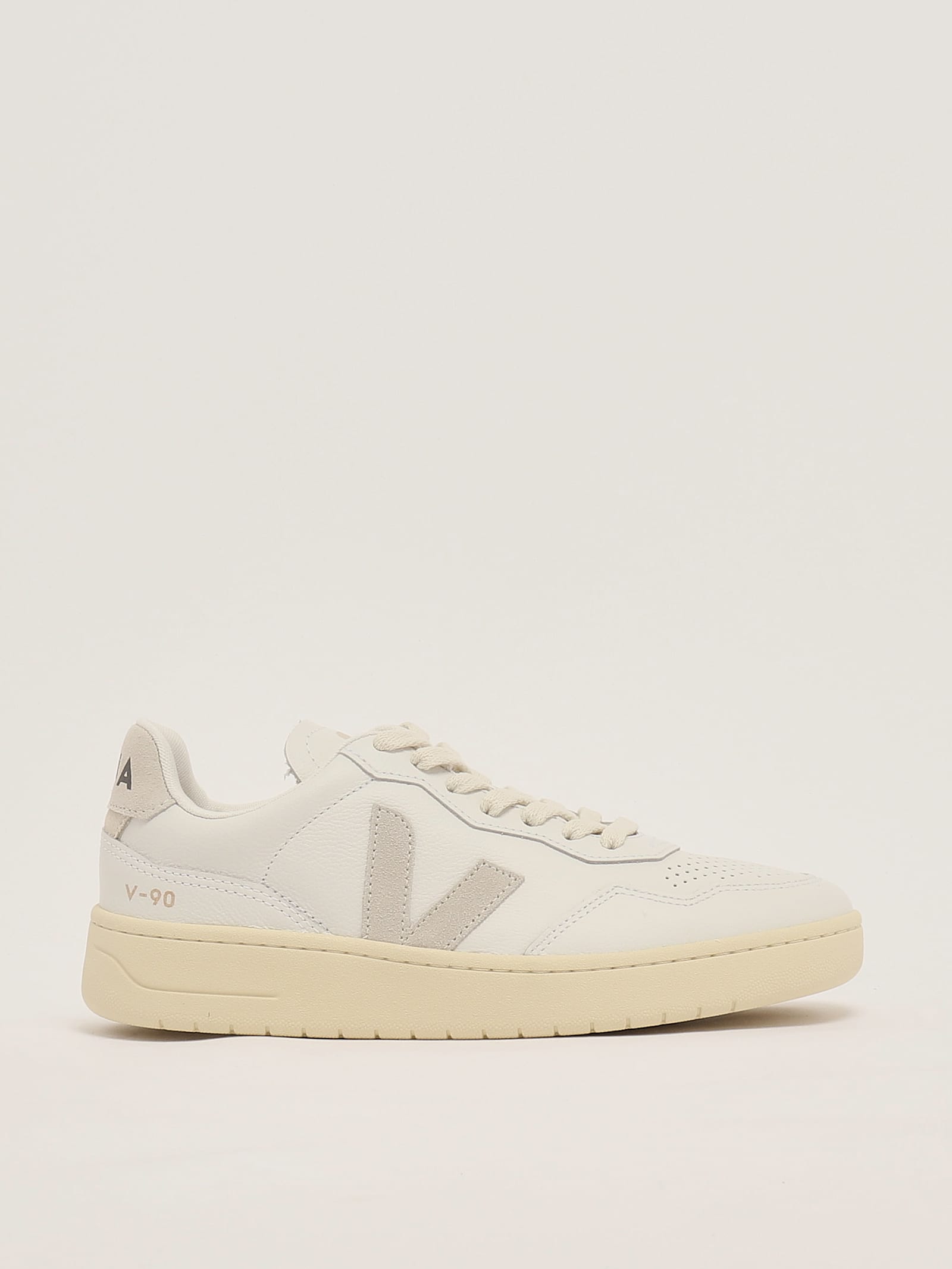 Veja Leather Sneaker