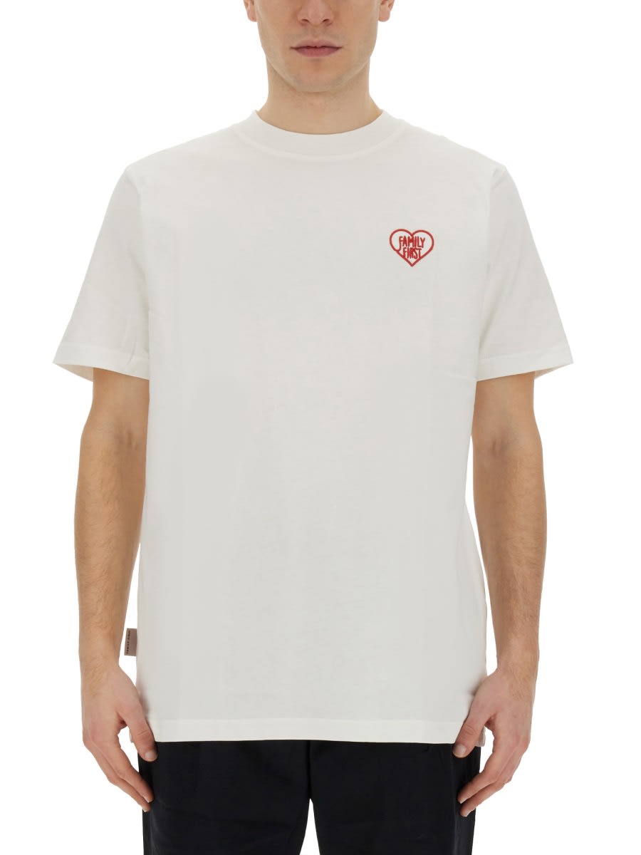 Family First Milano T-shirt With Heart Embroidery