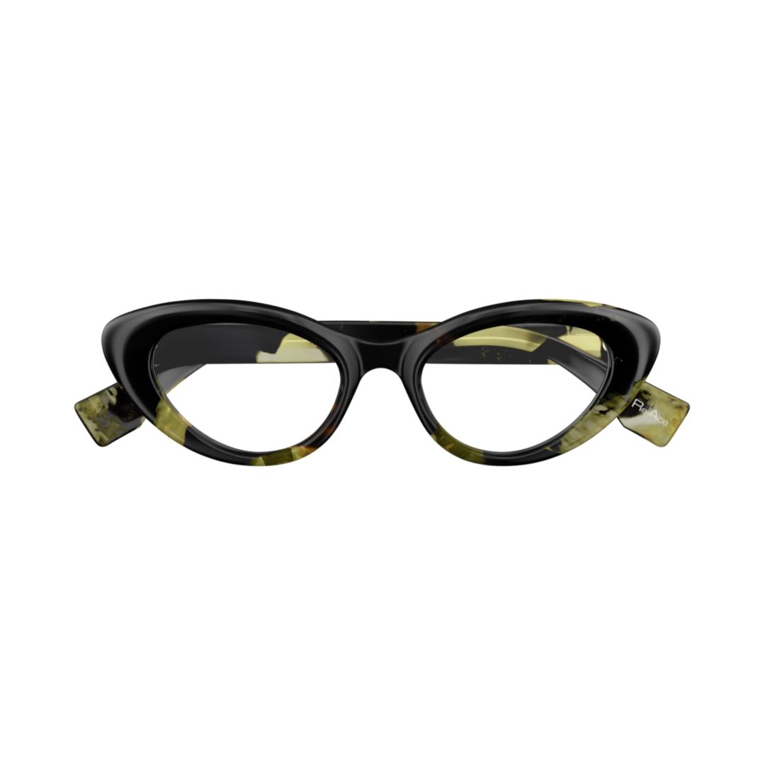 Gucci Eyewear Cat Eye Logo Lens Frame