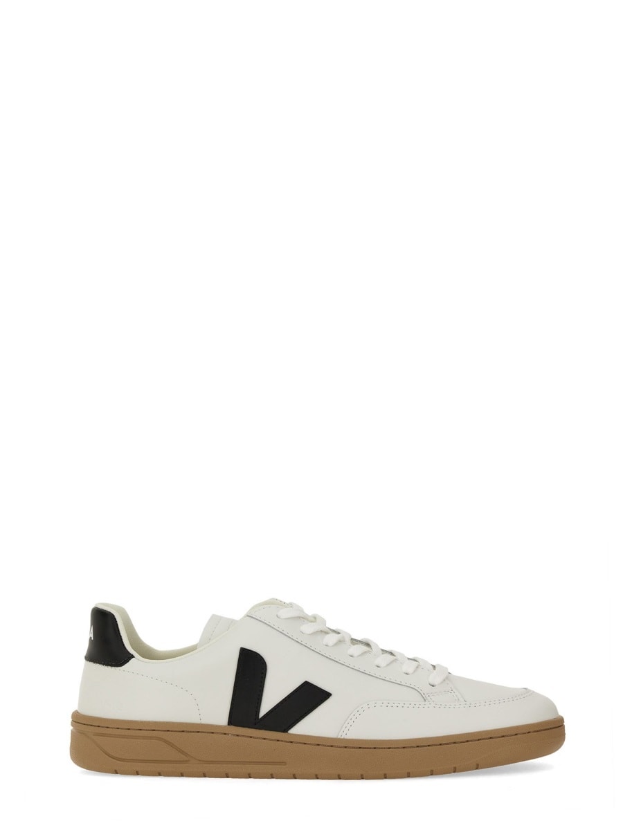 Veja Sneaker v-12