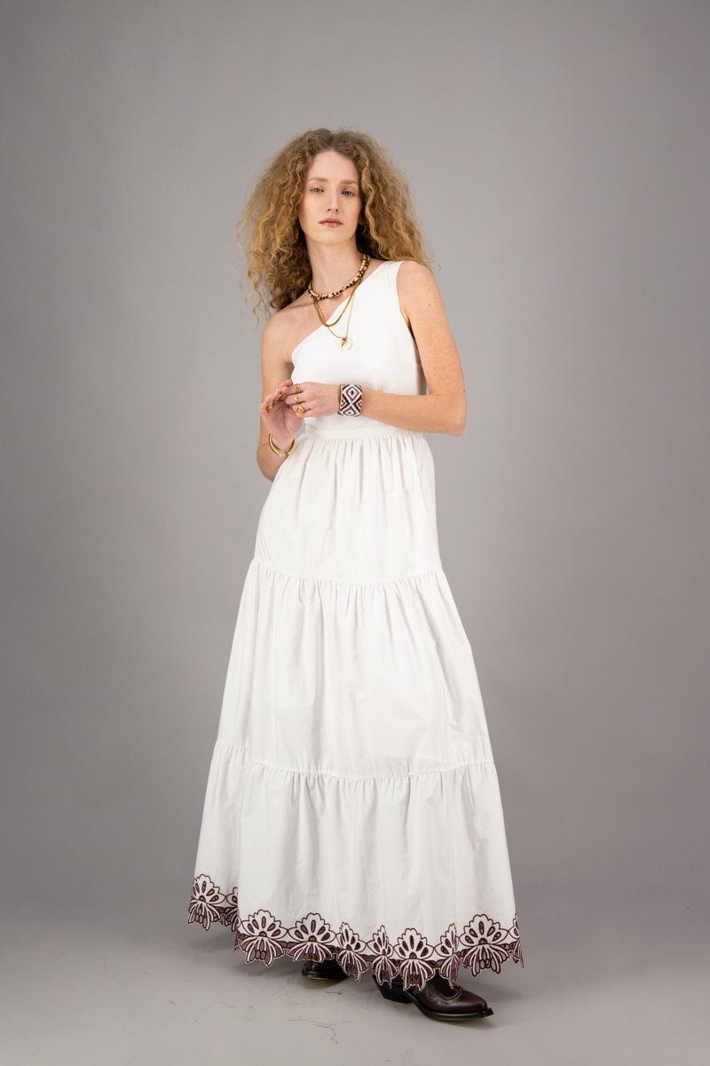 Amotea Leonor In White Cotton With Cut-out Flowers