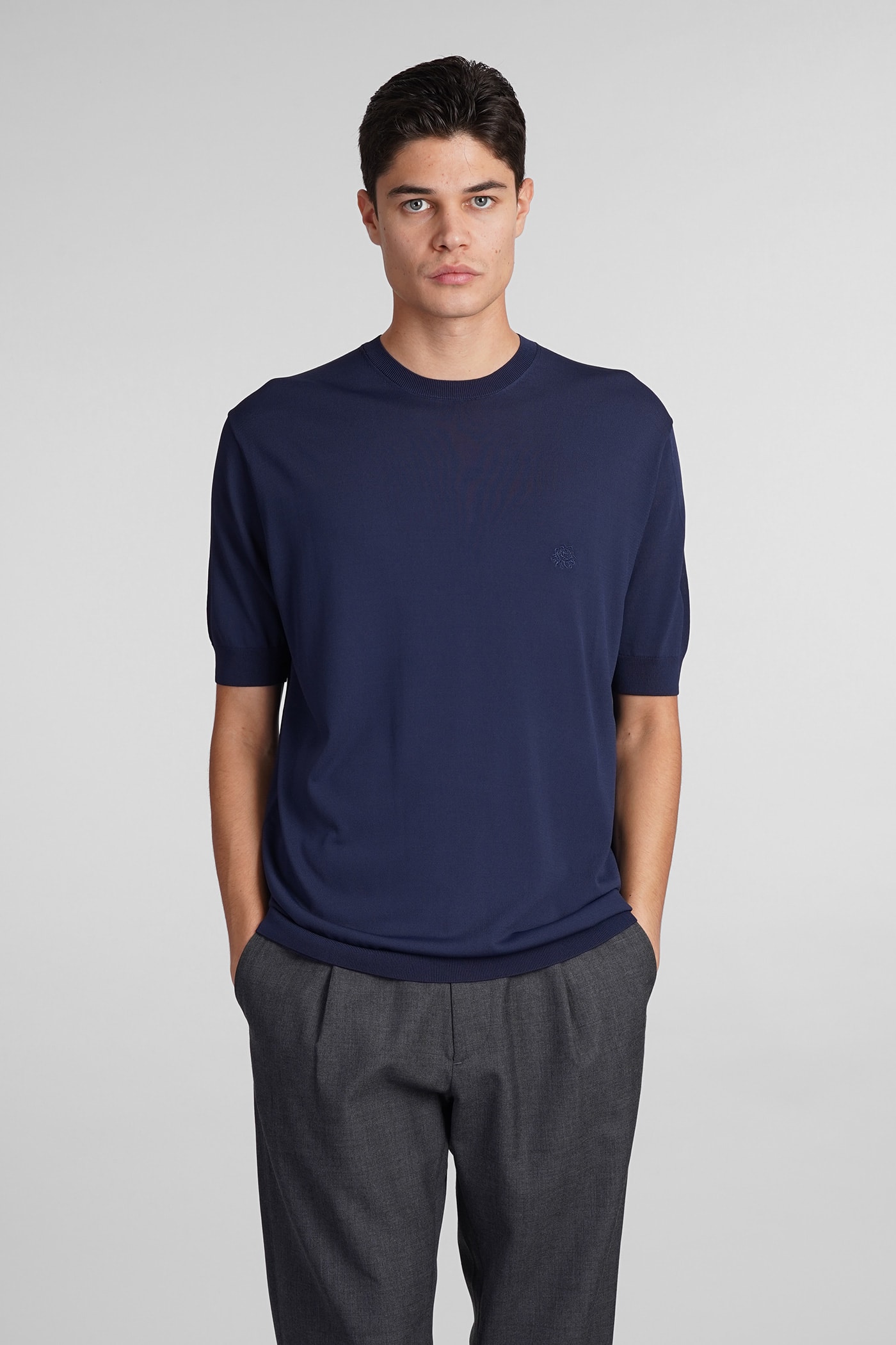 Low Brand K186 T-shirt In Blue Viscose